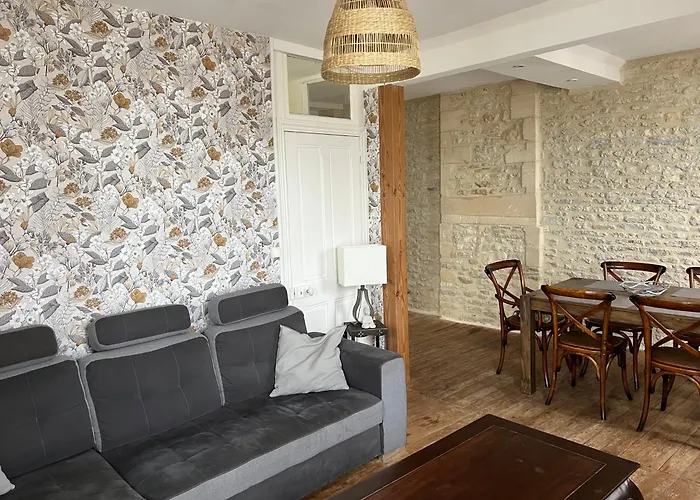 Διαμέρισμα 3 Pieces Bord De Place Du 6 Juin *