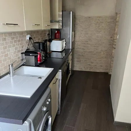 3 Pieces Bord De Place Du 6 Juin Διαμέρισμα Αρρομάνς