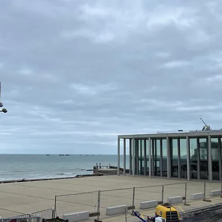 Appartamento 3 Pièces Bord De Place Du 6 Juin *