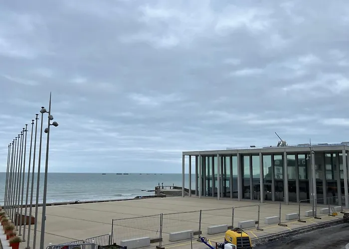 דירה 3 Pieces Bord De Place Du 6 Juin *