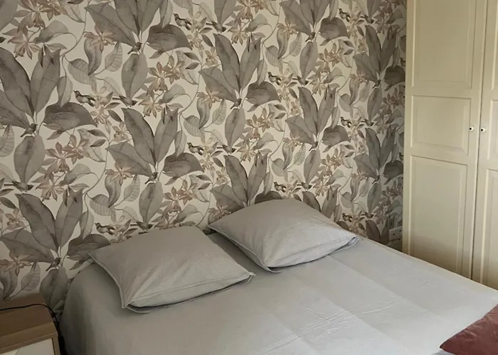 דירה 3 Pieces Bord De Place Du 6 Juin